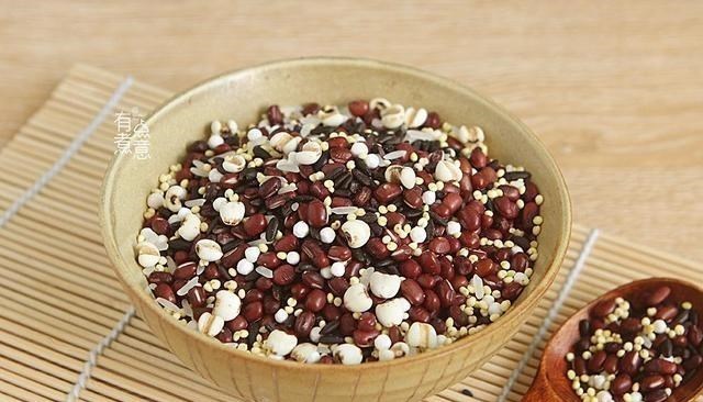 五谷|入冬后,早餐多喝7种“五谷晨粥”,简单营养,同事:难怪身材好