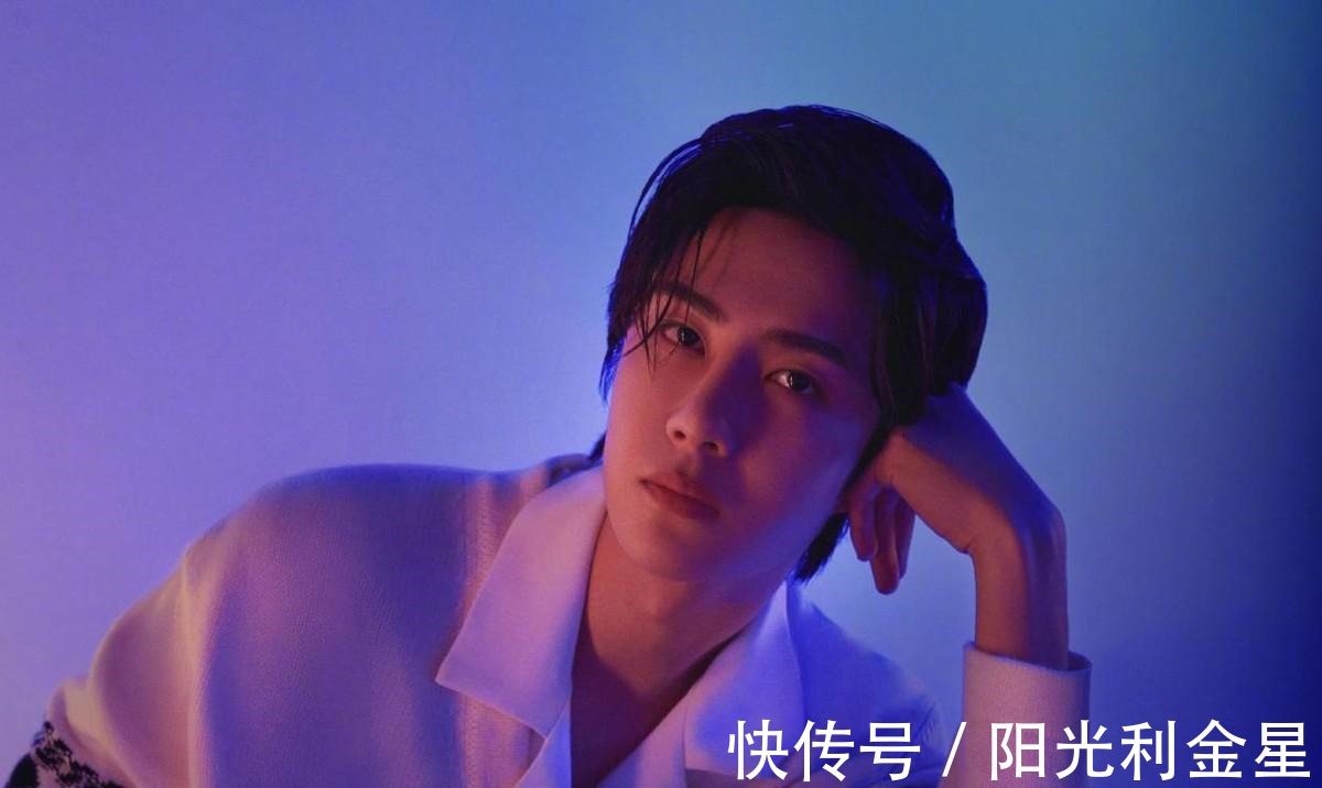 王一博首部谍战片海报曝光,搭档“影帝”,豪华阵容引人期待