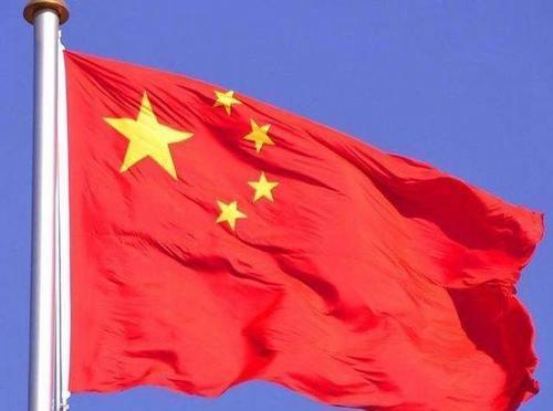 征集国旗时:仅15人支持五星红旗,3号作品达