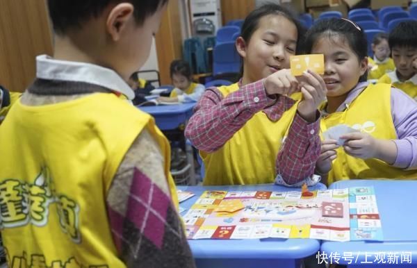 家长|家长下班与学生放学如何无缝衔接？官方带娃！打通校内课后服务“最后一公里”