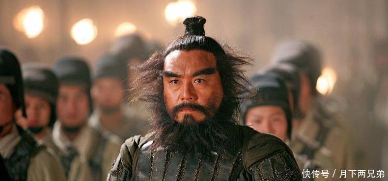 尊敬|他是张飞在三国中害怕的武将,曹操最尊敬他！