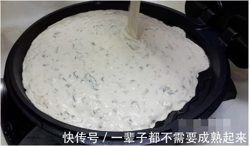 搅拌均匀|以后大米就这样做,加3个鸡蛋,不用煮不用蒸,比披萨馅饼都好吃