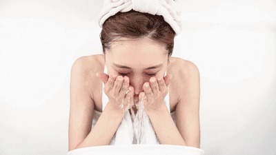 眉毛|不懂化妆的女人,掌握这四个实用技巧,出门同样美得光彩照人