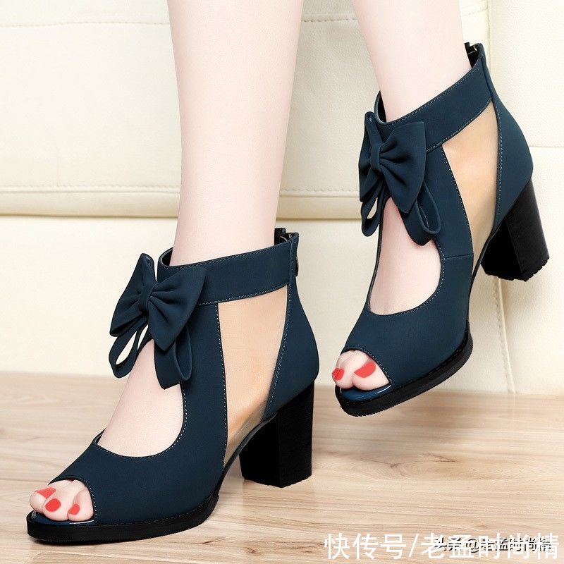 女性|有腔调的高跟凉鞋,让女性秀出不一样的魅力风情