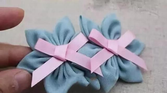 蝴蝶结|旧物改造旧衣服只能扔掉除了可以捐赠,还可以这么做隔壁小孩看到都抢着要