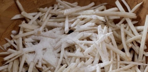 香酥|教你杏鲍菇的新做法,不炒不蒸不凉拌,香酥美味,越吃越香