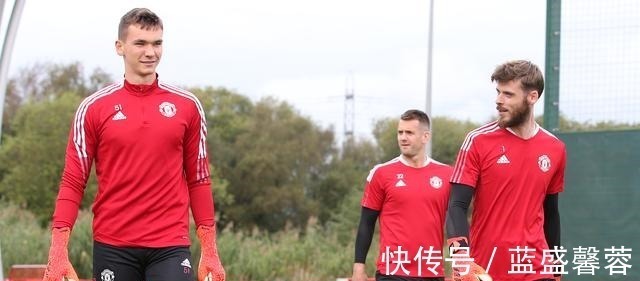 后防|英超维拉后防大将缺席,做客曼联能否打破宿命!