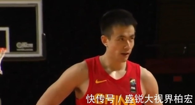 鲍威尔|30分惨败！中国男篮开门黑，胡明轩24分周琦12分，双方实力差距大