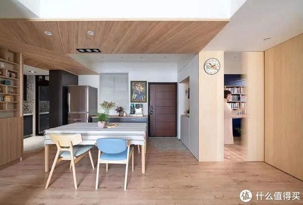 公寓|仅有70㎡的家,被改造成3室2卫2厅,入户清新舒适风,很有烟火气