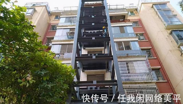 电梯|当初坚持给老楼加装电梯的住户,如今要面临什么2个问题很现实