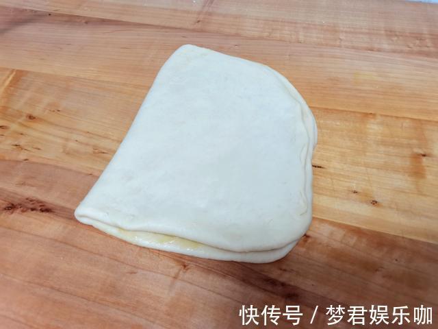 好吃|又酥又软又香的饼子，做法就是这样简单，丈夫连夸好吃
