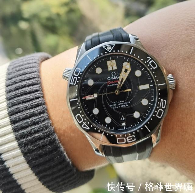 欧米茄海马300的“高配版”,海马007系列腕表盘点