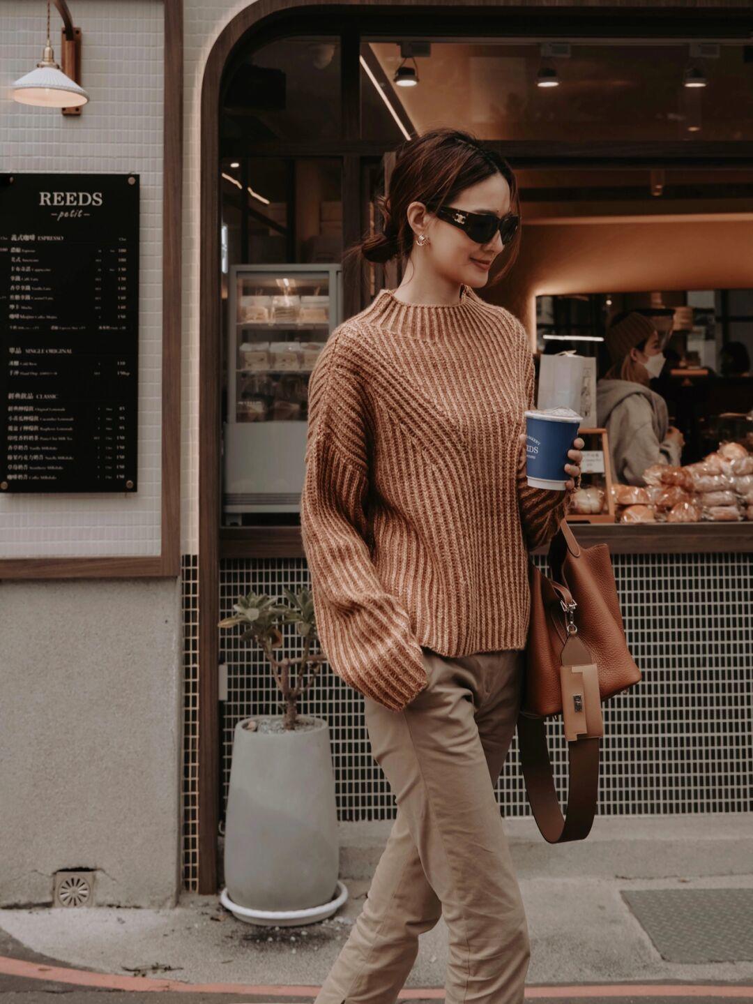 开衫 想把毛衣穿好也很简单,来看时尚博主的looks,给足你灵感