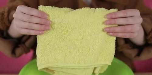 毛巾用久了臭又滑,学学聪明人这几招,洗完跟新买的一模一样