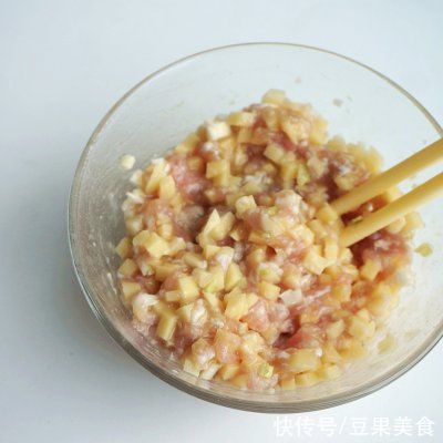 蒸蛋|#少盐饮食 轻松生活# 低脂入味的肉末土豆蒸蛋