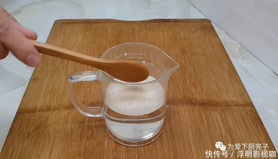  做出|家常烙饼的做法，不用包油酥，也能做出鸡蛋灌饼，个个鼓泡又起层