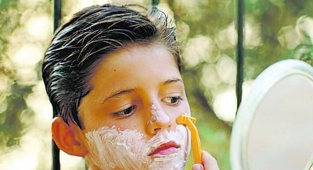 生长激素|儿科医生:孩子睡前有2种习惯,14岁后很难长高,白白损失10cm