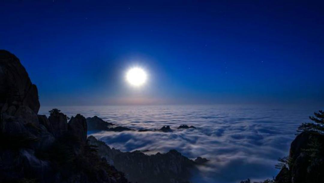 小修$明朝才子袁中道一首抒情诗,只有短短的20个字,却美得令人心醉!