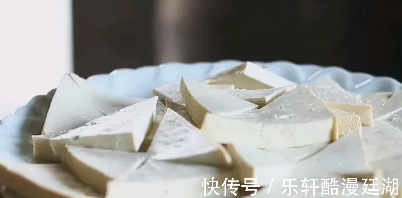 鸡蛋液|天冷了，为您奉上热腾腾的白菜豆腐! 营养健康超好吃