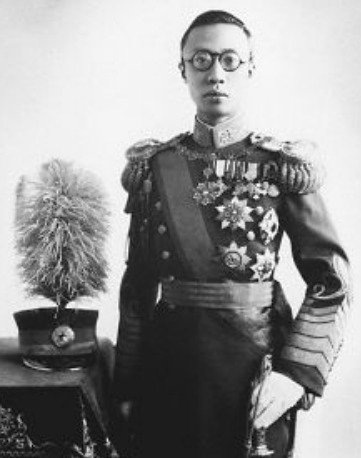 土肥|土肥原请溥仪去伪满洲国当皇帝，后者只问了一句话，就立刻同意