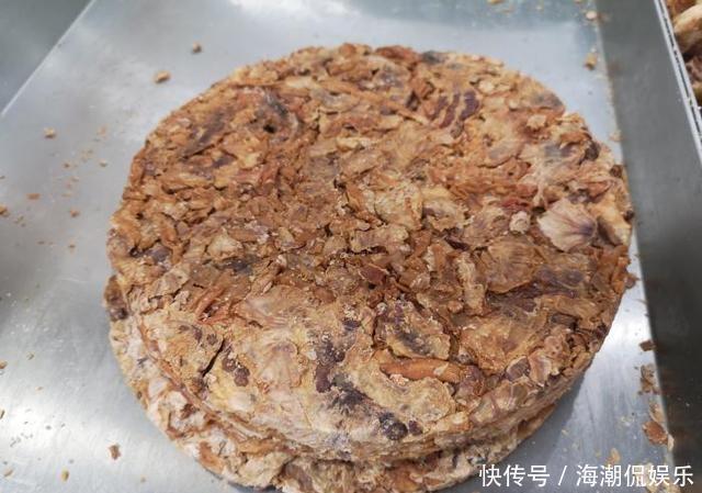  食物|阿姨超市卖“废弃物”，一个小摊位，独霸整个超市，销量太好