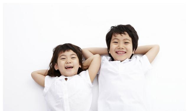 宝宝|为什么儿子比女儿难带?6个真相带你科学认证男孩与女孩的差别