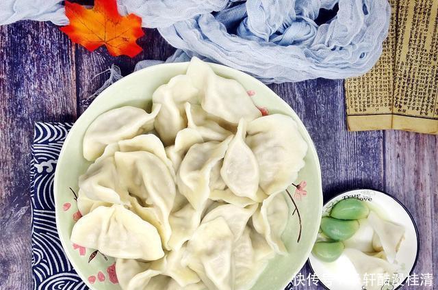 正月初五财神到,这个馅“发财”饺子得吃,寓意财运久久,福气到