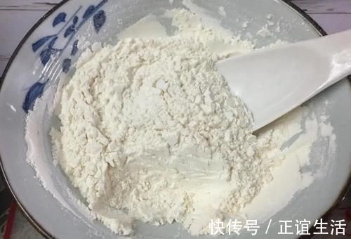 煎饼果子在家做，干净又卫生，方法很简单