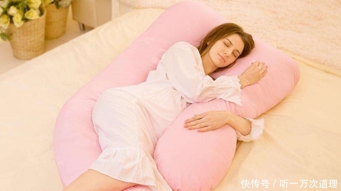 怀孕后睡不好觉应该咋办？帮助睡眠的3个小妙招，孕妈早了解