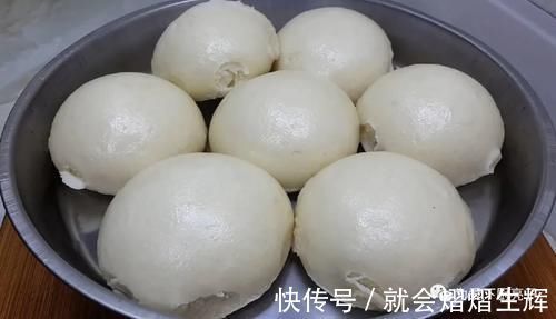 生煎馒头|蒸发面馒头，加入3克酵母，馒头掌握以上做法，吃着劲道又松软