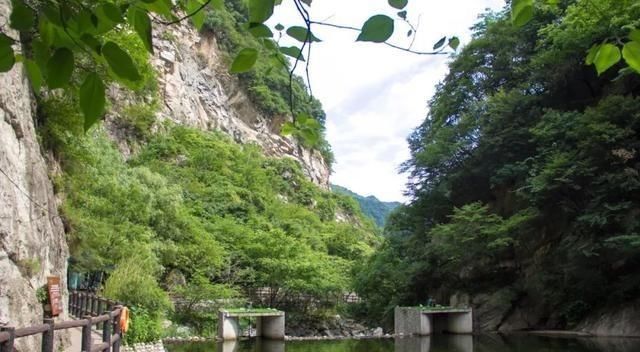 秦岭太平景区是皇家山水乐园宣传这么多年，但好像并不能划等号