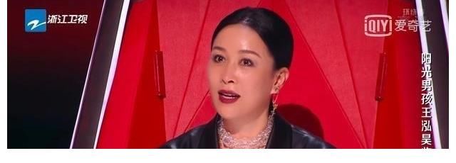 导师|中国好声音：那英临时救场，却是这样的待遇，让人心寒