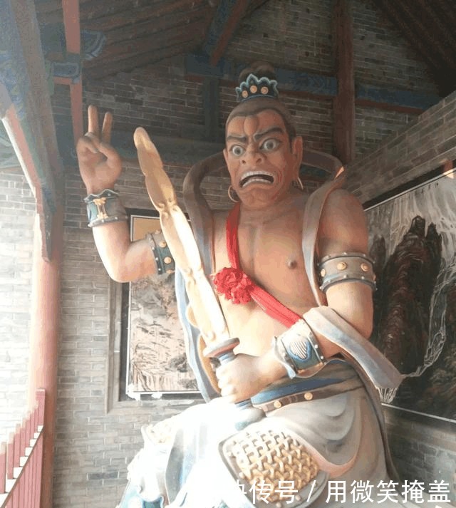 肚子痛|古墓挖出的这些文物,让人笑到肚子痛,古人们能不能认真点