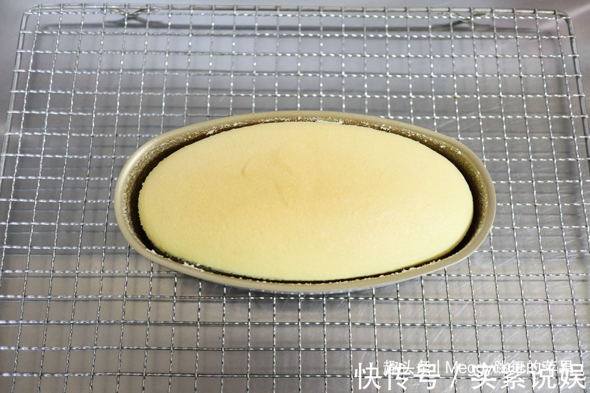 细砂糖|无油少糖的酸奶蛋糕,口感清爽还低脂,成本6元比轻乳酪蛋糕划算