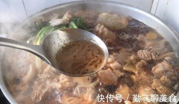 塞牙|炖牛肉咬不动?只需加点它,炖出来的牛肉入口即化,而且不塞牙