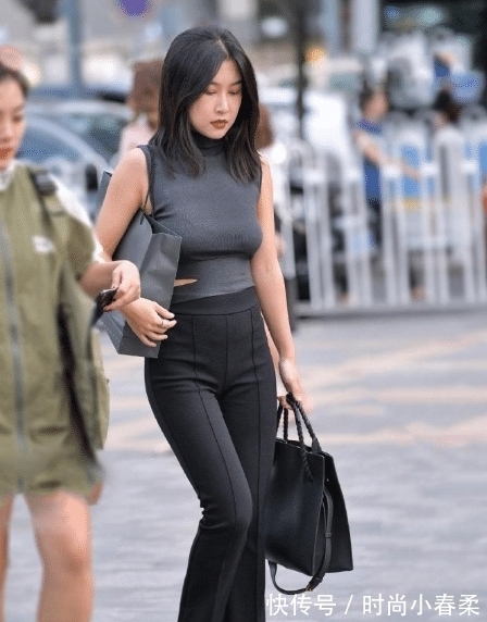 针织上衣 灰色针织上衣,精致大方,运动感十足