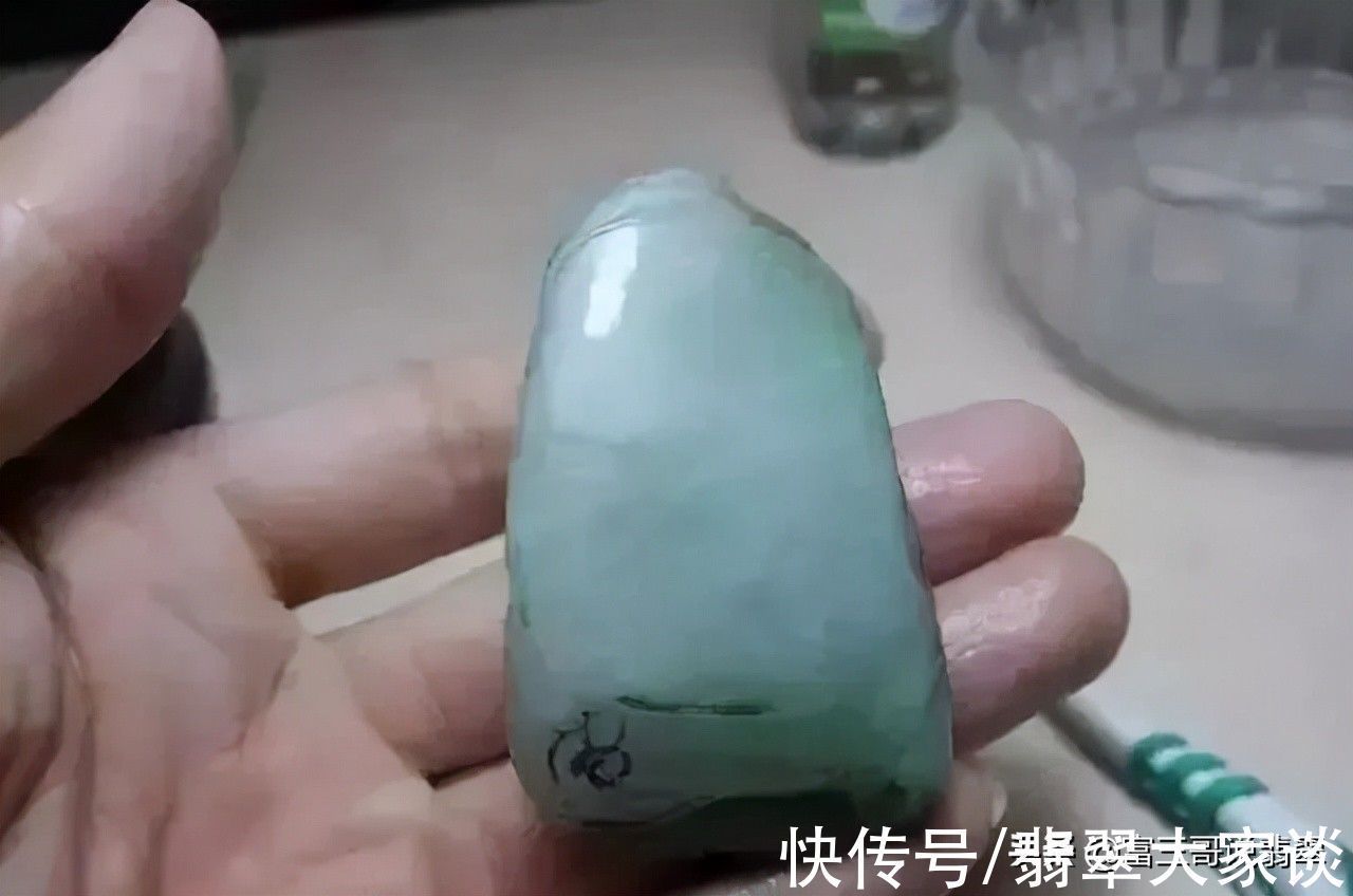 黄翡$玉赏俏色巧雕,让翡翠焕然一新的神奇技法