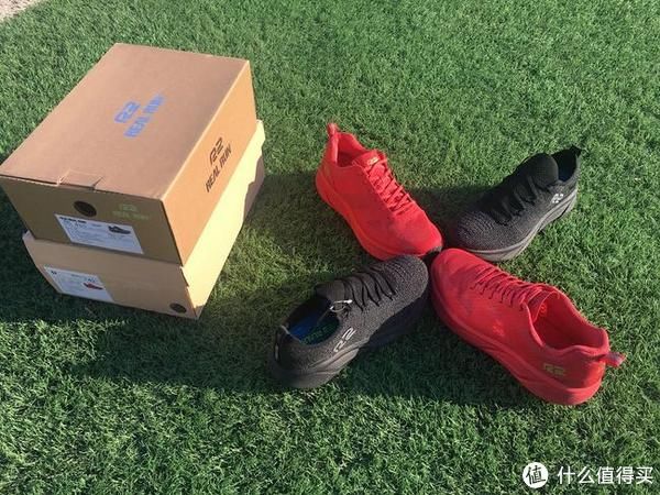 陪跑|蛋说无妨 篇二十:从夏日赤道红到冬日无极黑,R2陪跑一整年