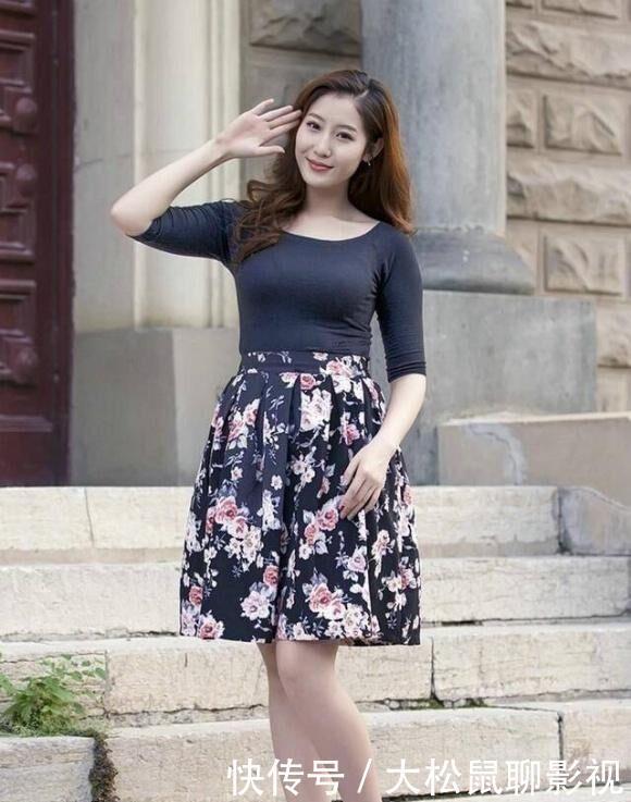身材|美女的穿搭很难懂，身材圆润并不在意，勒出“游泳圈”尴尬了！