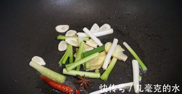酥脆|想要孩子长得高就吃红烧带鱼，酥脆美味，细嫩美味，营养补钙！