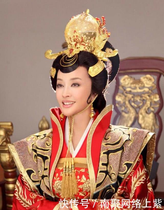 退位|武则天82岁被迫退位,却无一人敢杀她?