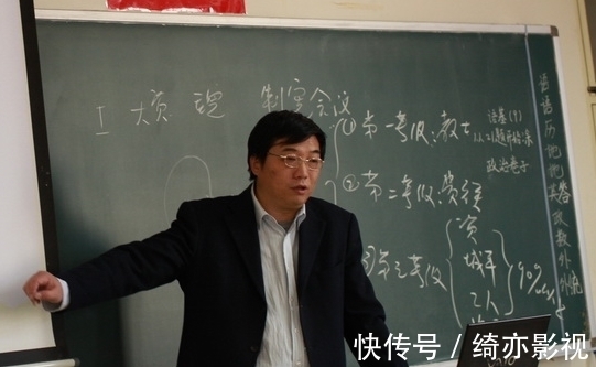 脑梗|血管“疏通剂”已被发现，不是山楂，血脂偏高的人不妨常吃，血脂或能稳稳降