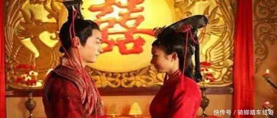 千金|富家千金出对联招夫婿,一落魄书生对出绝妙下联,最后他人财两得!