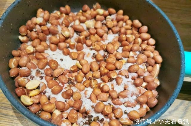 核桃不是最補腦的!它才是真正的補腦“冠軍”,家家戶戶都有!