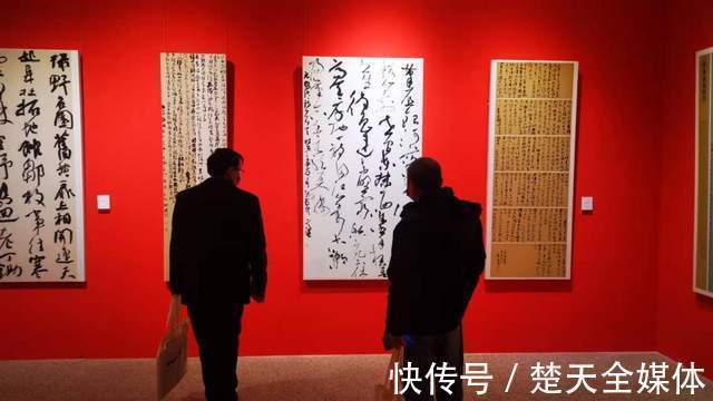 湖北省文联$新春佳节氛围浓 中国书法·年展全国行书草书作品展在汉开幕