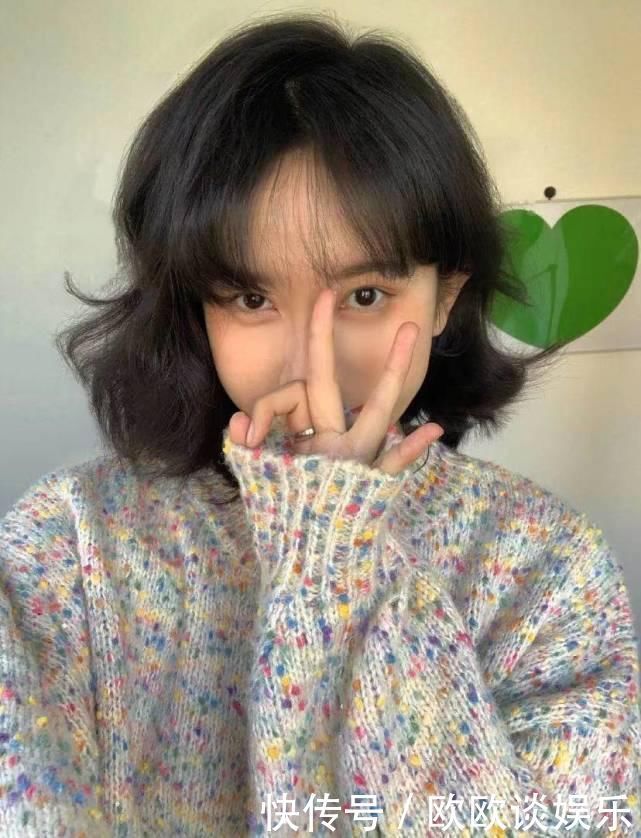 万能卷发棒|在家就能打造明星同款发型!万能卷发棒使用技巧,简单改变发型