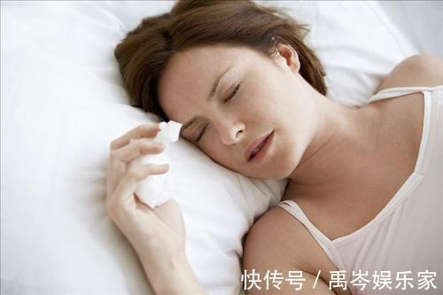 免疫能力|平时感冒怎么办医生分享几个办法,帮你通鼻塞,缓解头昏脑涨