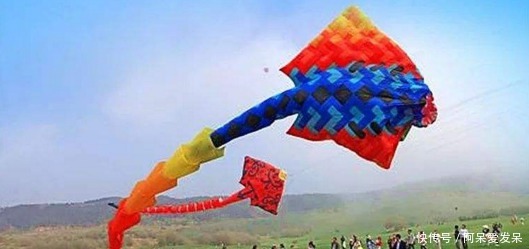 大风刮过,男子手掌还在,4指“不翼而飞”!