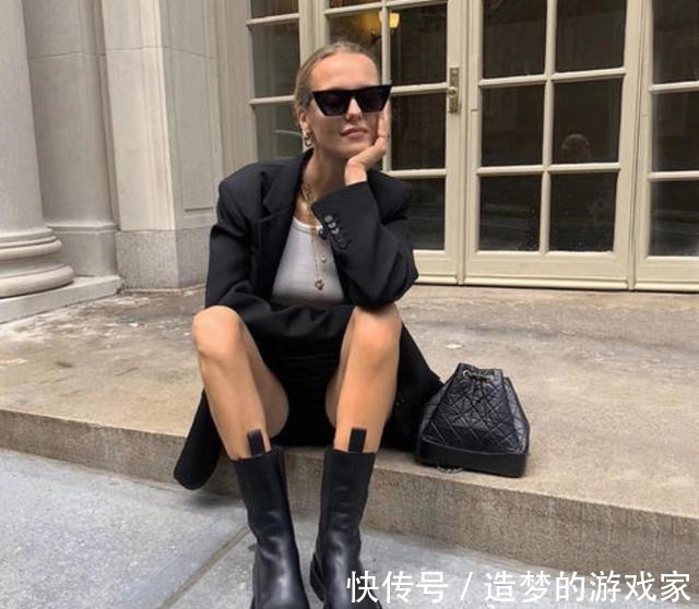 维多利亚女王 马丁靴过时了!今年最火的靴子是它,好搭又高级,明星大咖都在穿!