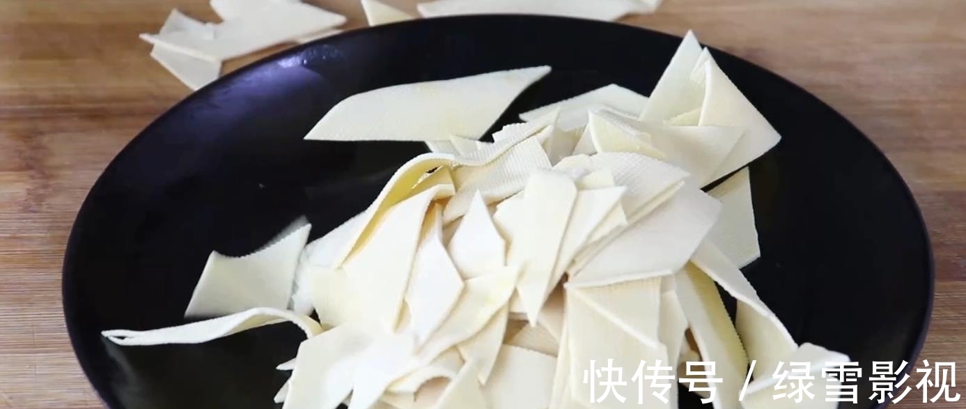 豆腐皮最好吃下饭的做法,吃一次就忘不了,全家都爱吃,真香